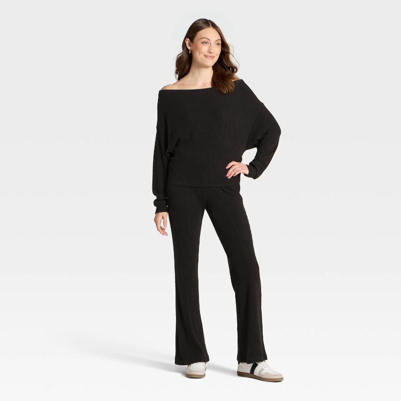 slide 3 of 3, Women's Mid-Rise Ribbed Flare Pants - Universal Thread™ Black M, 1 ct