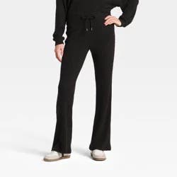 Women's Mid-Rise Ribbed Flare Pants - Universal Thread™ Black M
