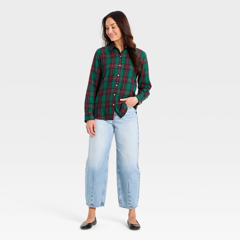 slide 3 of 3, Women's Long Sleeve Collared Flannel Button-Down Shirt - Universal Thread™ Green Plaid S, 1 ct