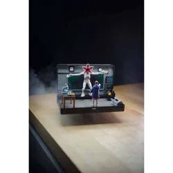 Stranger Things VHS Diorama: Eleven vs. Demogorgon