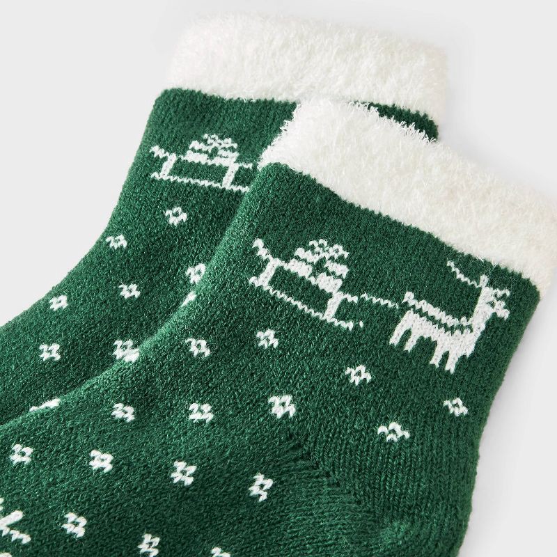 slide 3 of 3, Women's Reindeer Fair Isle Christmas Double Lined Cozy Ankle Socks - Auden™ Green 4-10, 1 ct