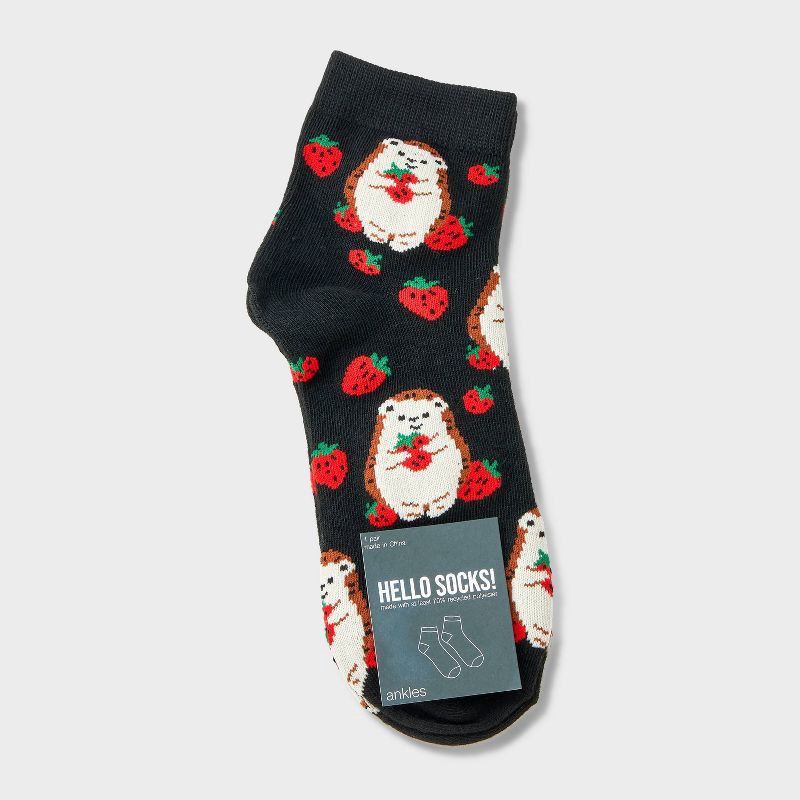 slide 2 of 3, Women's Strawberry Patch Hedgehog Ankle Socks - Black 4-10, 1 ct