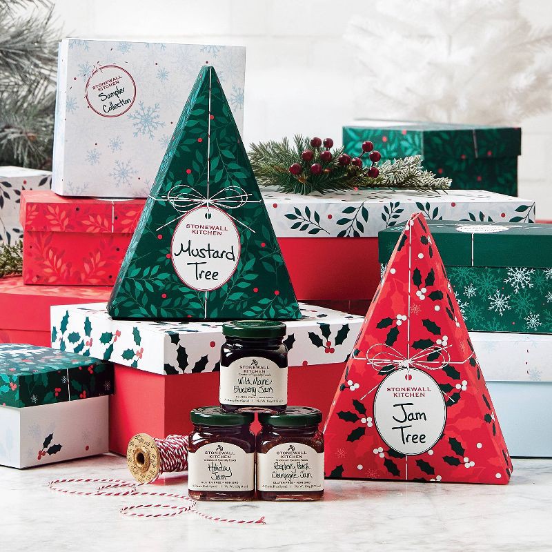 slide 6 of 8, Stonewall Kitchen Holiday Pepper Jelly Collection Gift Set - 2.9lbs/2pc, 2.9 lb, 2 ct