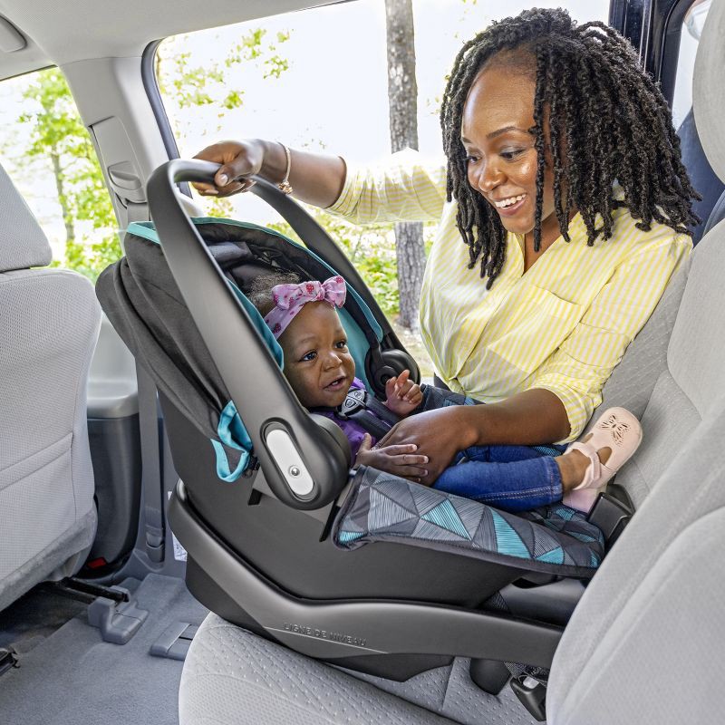slide 10 of 16, Evenflo NurtureMax Infant Car Seat - Brooklyn Gray, 1 ct