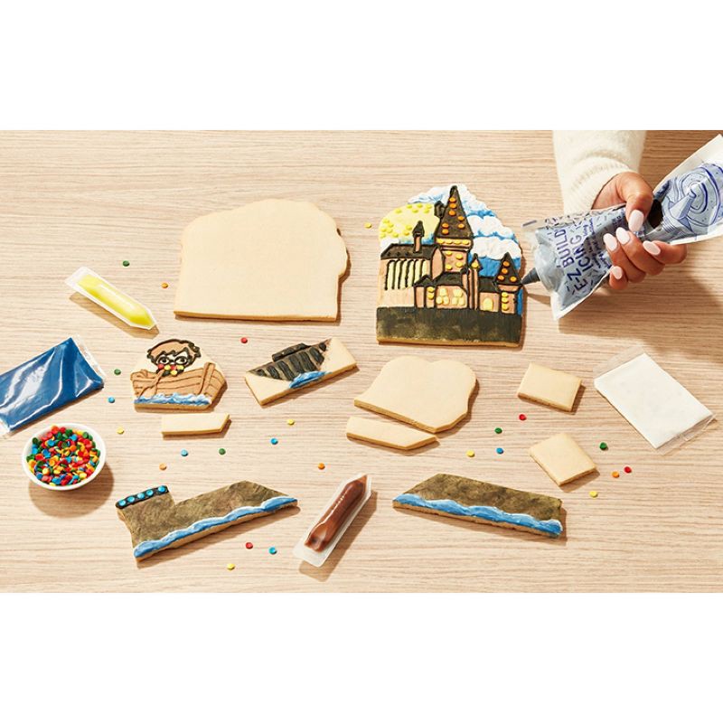 slide 2 of 3, Harry Potter Holiday Hogwarts Castle Baked Good Christmas Kits - 25.2oz, 25.2 oz