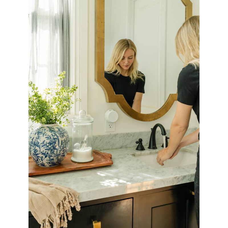 slide 8 of 12, Pura V4 Smart Fragrance Diffuser, 1 ct