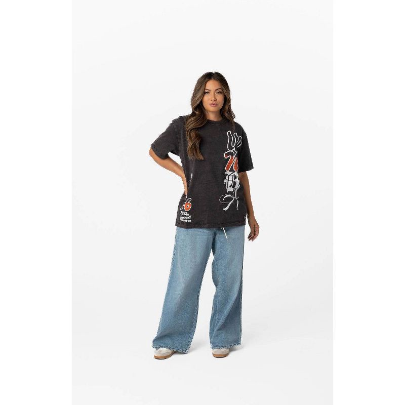 slide 1 of 8, WNBA Black Short Sleeve Logowoman Streetwear T-Shirt - L, 1 ct