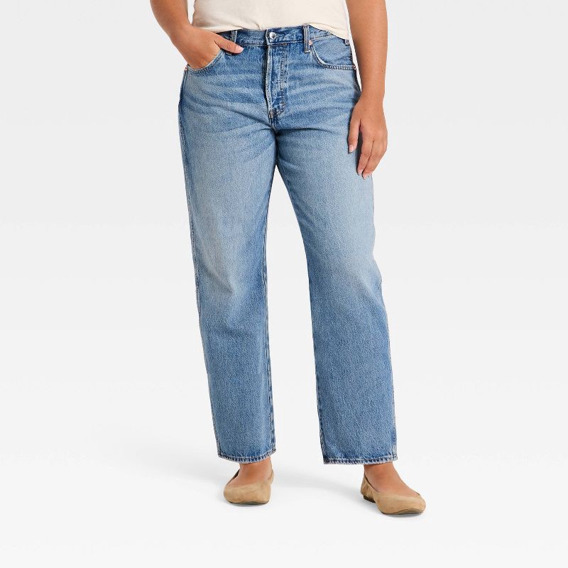 slide 4 of 5, Women's Mid-Rise Boyfriend Jeans - Universal Thread™ Vintage Light Wash 14, 1 ct