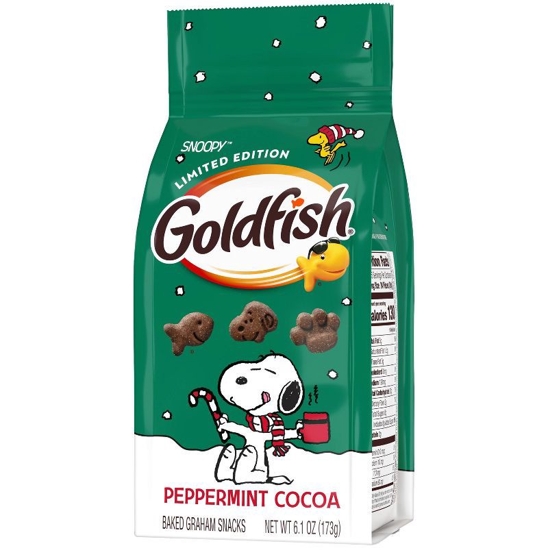 slide 5 of 5, Goldfish Holiday Peppermint Cocoa Graham Cookies - 6.1oz, 6.1 oz