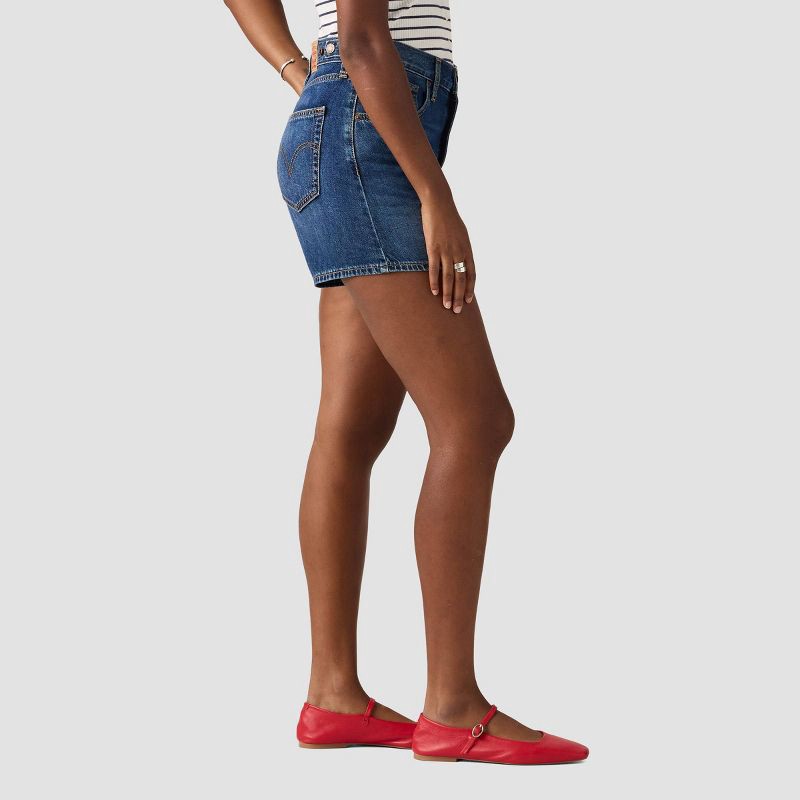 slide 3 of 4, Levi's® Women's Cinch Mid-Thigh Shorts - Kiss Goodbye 28, 1 ct