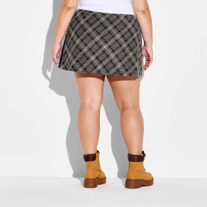 slide 3 of 3, Women's Plaid Mini A-Line Skort - Wild Fable™ Gray Plaid XXL, 1 ct