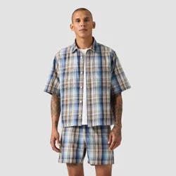 Levi's® Men's Relaxed Fit Boxy Short Sleeve Button-Down Shirt - Navy Blue XL