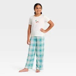 Girls' 3pc Strawberry Short Sleeve Pajama Set - Cat & Jack™ Green M