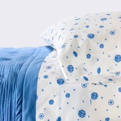 4pc Toddler Bedding Set - Blue Sports - Cloud Island™: Cotton, Woven Lightweight Fabric
