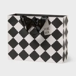 Large Diamond Wedding Gift Bag with Bow and Tag Black/Cream - Spritz™