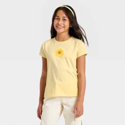 Girls' Short Sleeve 'Daisy' Graphic T-Shirt - Cat & Jack ™ Yellow S