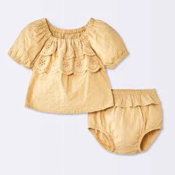 Baby Girls' 2pc Eyelet Seersucker Top and Bloomer Set - Cloud Island™ Yellow 12M