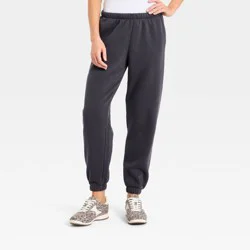 Women's Mid-Rise Fleece Jogger Pants - Universal Thread™ Charcoal Gray XS