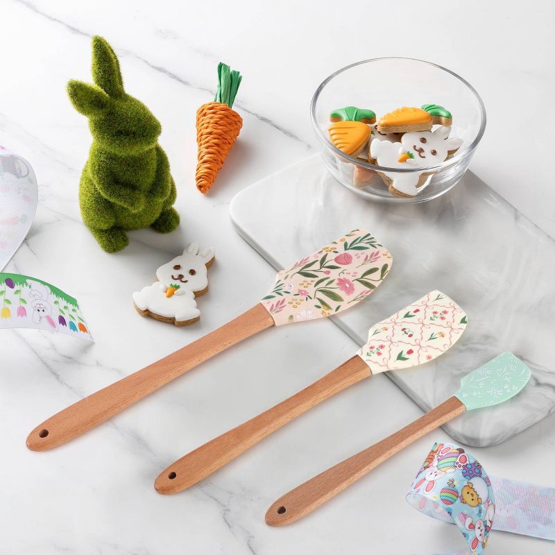 slide 2 of 5, Cook With Color Easter Spatula Set, 1 ct
