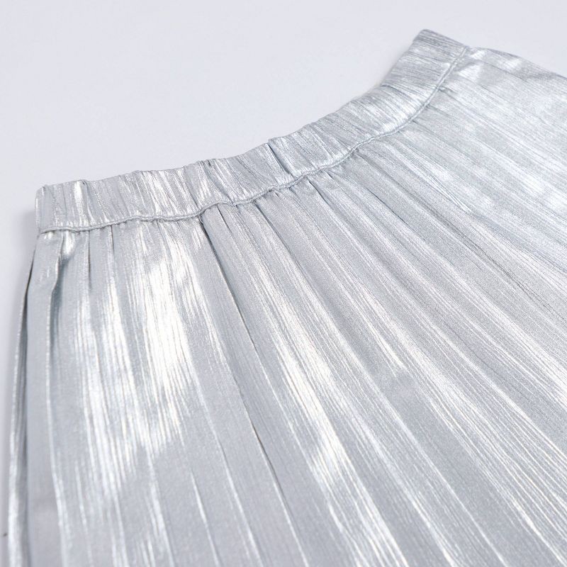 slide 7 of 11, Owillo® Girls' Foil Pleated Skirt - Silver M, 1 ct