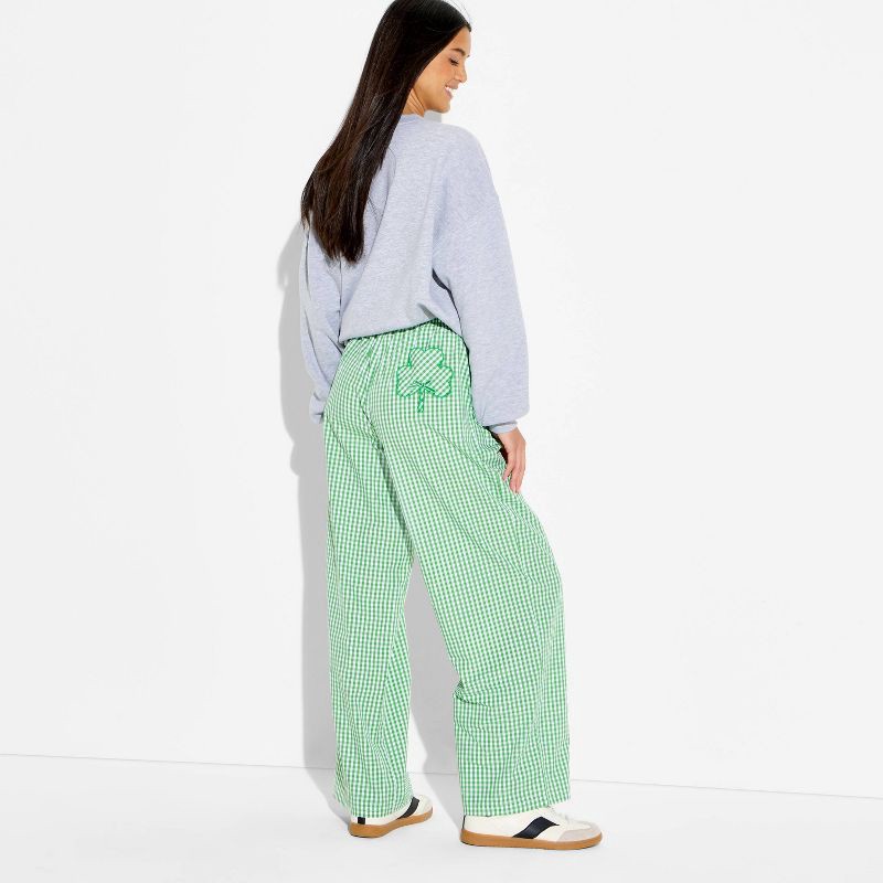 slide 1 of 3, Vinyl Threads Women's Gingham Graphic Boxer Pants - Green XS, 1 ct