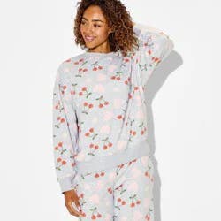 Zoe+Liv Women's Cherry Heart Fleece Graphic Pullover Sweatshirt - Heather Gray S