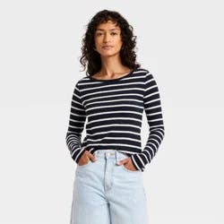 Women's Long Sleeve T-Shirt - Universal Thread™ Navy Blue Striped XS