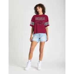 NCAA Arkansas Razorbacks Women's Champion Sequin Print T-Shirt - S
