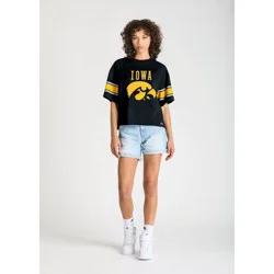 NCAA Iowa Hawkeyes Women's Champion Sequin Print T-Shirt - L