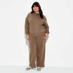Women's Oversized Pullover Sweatshirt - Wild Fable™ Espresso XXL