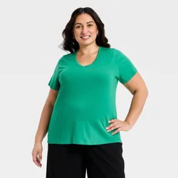 Women's Short Sleeve V-Neck T-Shirt - Ava & Viv™ Green XXL