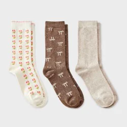Women's Petite Blossoms Crew Socks - A New Day™ Sour Cream