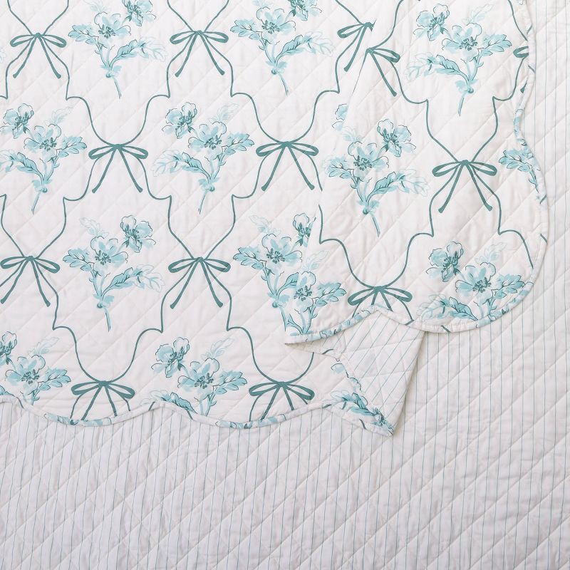 slide 4 of 6, Modern Heirloom 3pc Full/Queen Floral Frames Quilt Bedding Set Blue, 3 ct