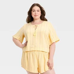 Women's Bell Elbow Sleeve Keyhole Peasant Top - Universal Thread™ Yellow Striped XXL