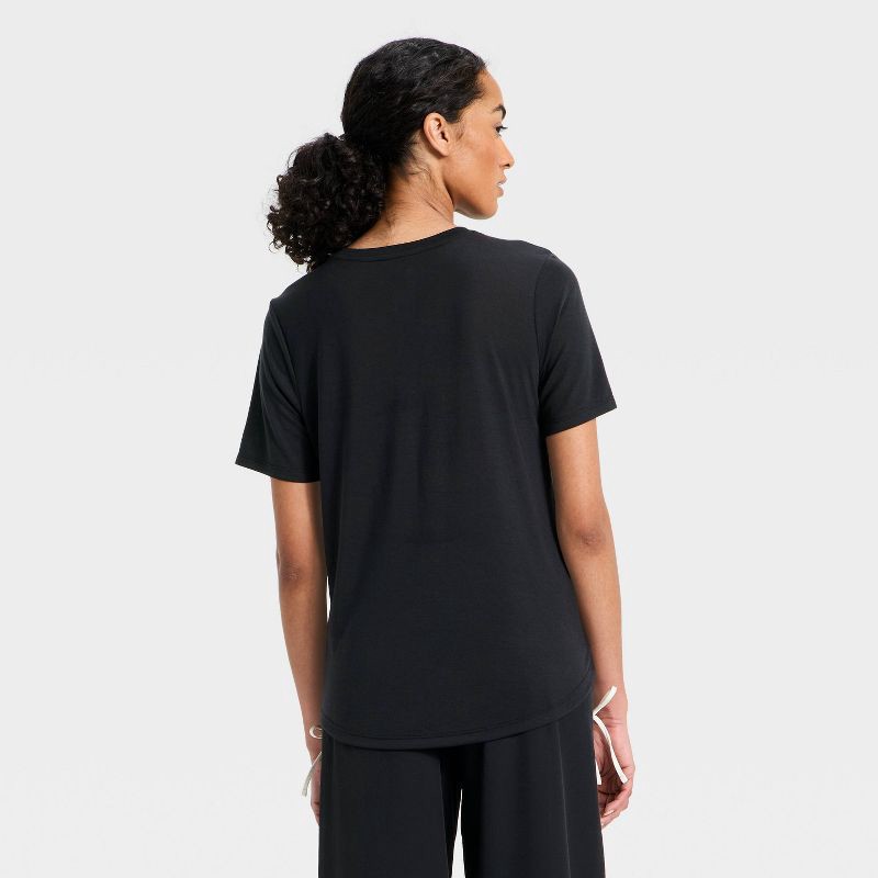 slide 4 of 5, Women's Beyond Ease Crewneck Legging Friendly Short Sleeve T-Shirt - All In Motion™ Black S, 1 ct