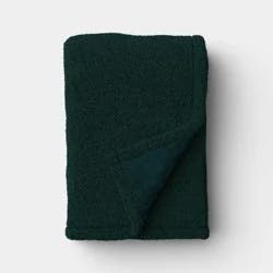 50"x70" Solid Comfort Plush Throw Green - Room Essentials™