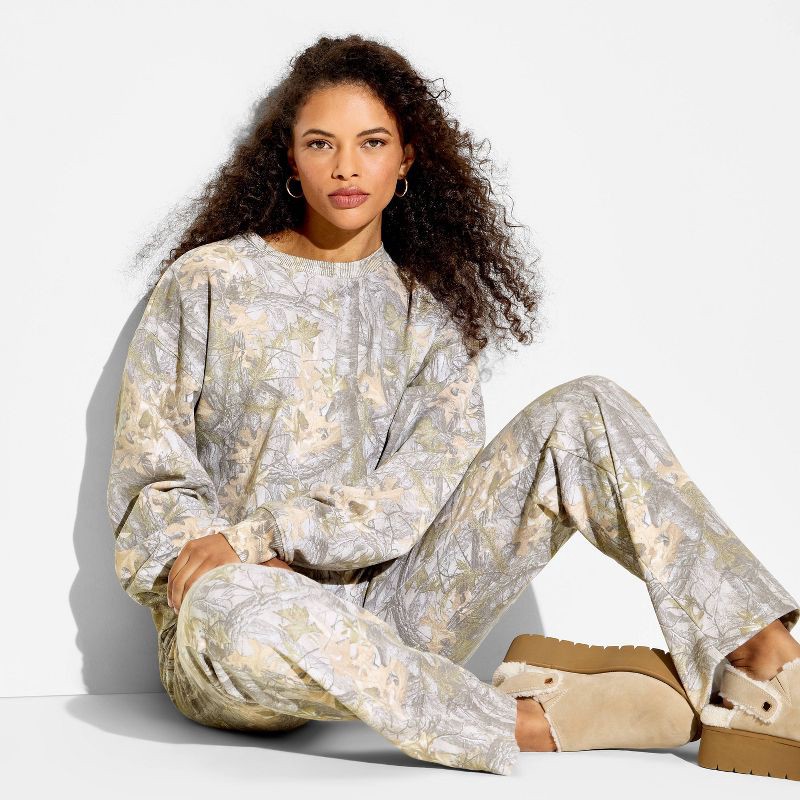 slide 1 of 3, Modern Lux Women's Crewneck Fleece Graphic Pullover Sweatshirt - Camo M, 1 ct