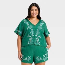 Women's Short Sleeve Cutwork V-Neck Blouse - Universal Thread™ Green XXL