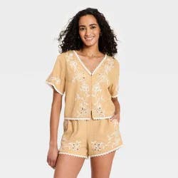 Women's Short Sleeve Cutwork V-Neck Blouse - Universal Thread™ Tan S