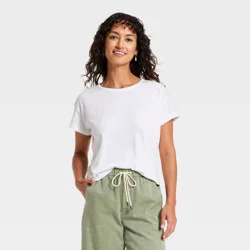 Women's Short Sleeve Crewneck T-Shirt - Universal Thread™ White XL