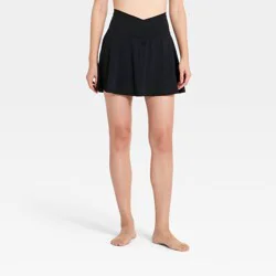 Women's Everyday Soft Mid-Rise Crossover Waistband Skort 14.5" - All In Motion™ Black S