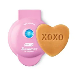 Dash x Sweethearts Mini Waffle Maker Pink XOXO