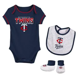 MLB Minnesota Twins Newborn Layette Set - 3-6M