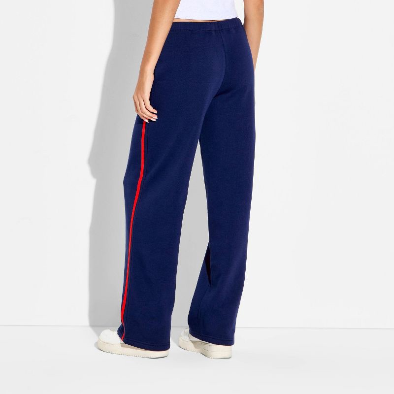 slide 3 of 3, Zoe+Liv Women's Side Striped Fleece Graphic Sweatpants - Navy Blue M, 1 ct