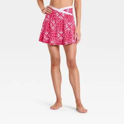 Women's Everyday Soft Mid-Rise Crossover Waistband Skort 14.5" - All In Motion™ Red Bandana Print M