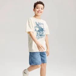 Boys' Short Sleeve Spider-Man Oversized Graphic T-Shirt - Cat & Jack™ Cream M