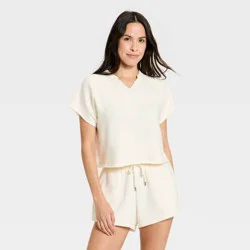 Women's Short Sleeve Leisure Split Neck T-Shirt - Universal Thread™ Cream S