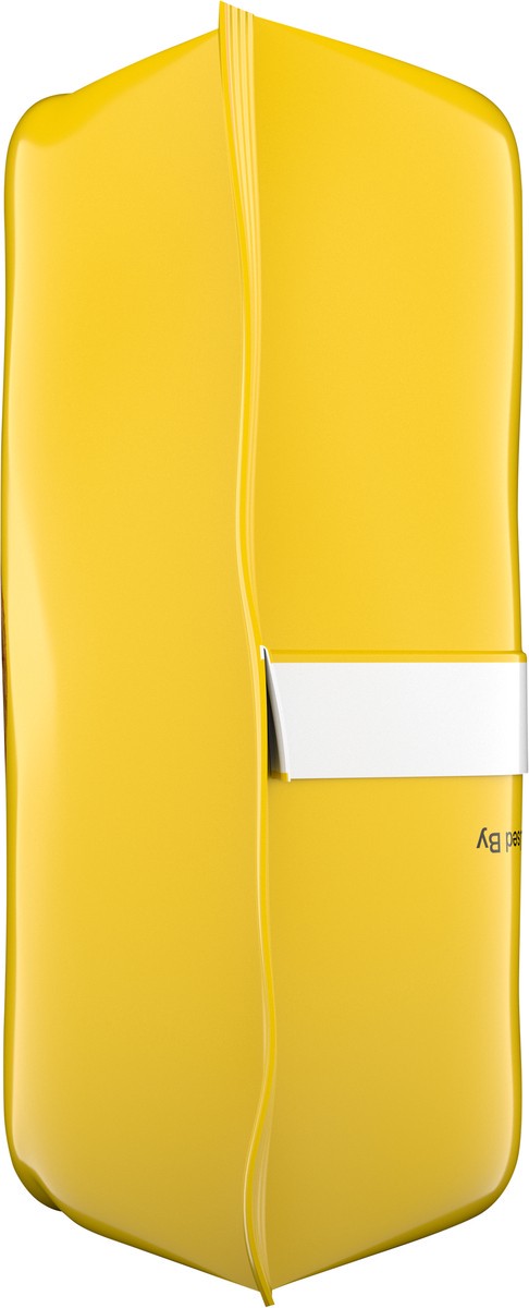 slide 4 of 9, Keebler Country Style Oatmeal Cookies with Raisins 1 10.1 oz, 10.1 oz