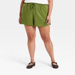 Women's Mid-Rise Cutwork Cotton Pull-On Shorts - Universal Thread™ Olive Green XXL