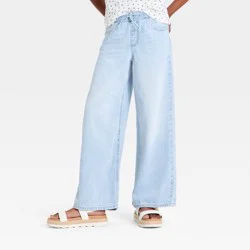Girls' Mid-Rise Extra Wide Leg Pull-On Jeans - art class™ Light Wash L